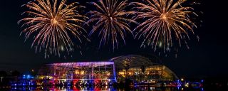 Höhenfeuerwerk über der Badewelt Sinsheim