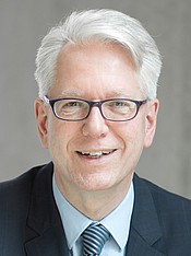 Prof. Dr. med. Sergij Goerdt<br>Direktor der Hautklinik 